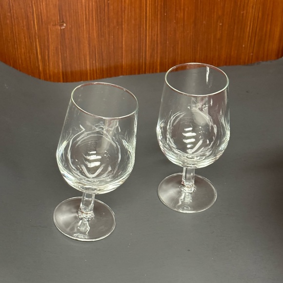 France vintage crystal wine cups - Picture 9 of 9
